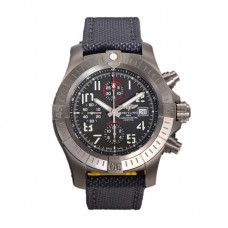 Avenger Bandit Black Dial in Titanium