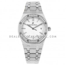 Royal Oak Selfwinding 77351ST 34mm White Dial in Steel Royal Oak Selfwinding 77351ST 34mm White Dial in Steel