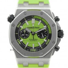 Royal Oak Offshore Diver Chronograph in Green
